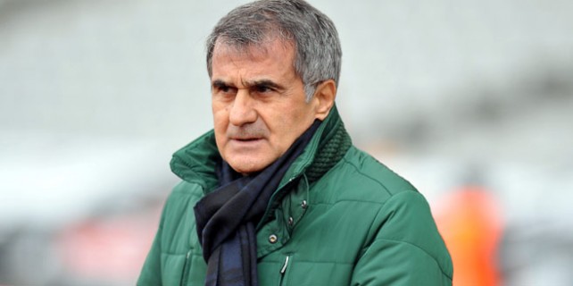 "Düşündüğümüz futbolun gerisinde oynadık"