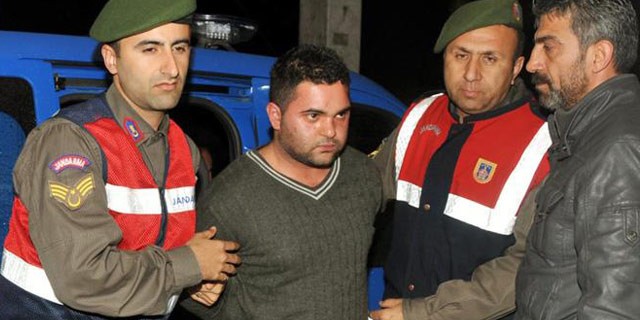 Bir caninin anatomisi! Kafatasının yarısı yok