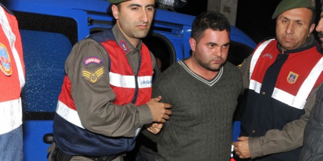 3 caniyi de yakacak karar!