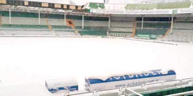 Bursaspor - Çaykur Rize maçı tehlikeye girdi