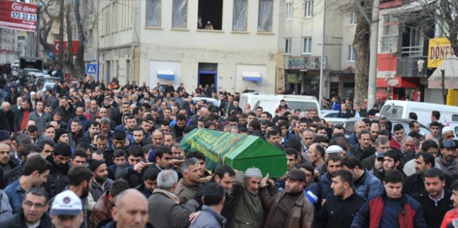 Vahşice öldürülen İbrahim'i binlerce kişi uğurladı