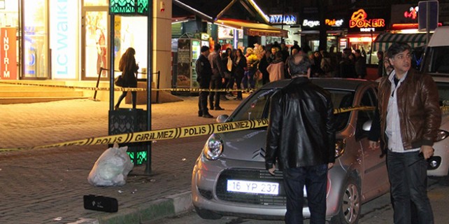 AK Parti Bursa önünde bomba paniği