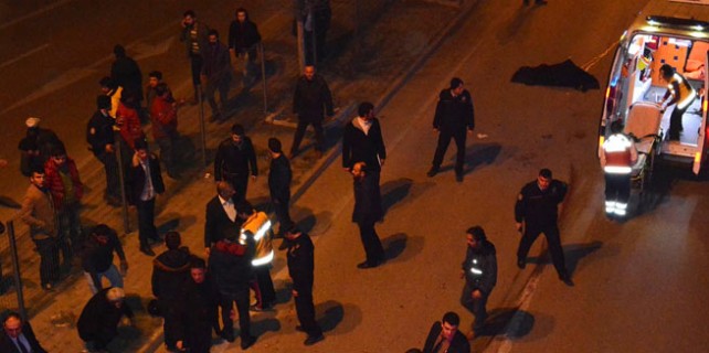 Başkasına yazdığı mesajları eşi görünce...