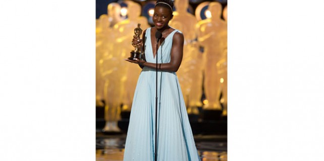 150 bin dolar değerindeki Oscar'lık elbise çalındı