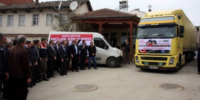 Köylülerden Suriye’ye yardım TIR’ı