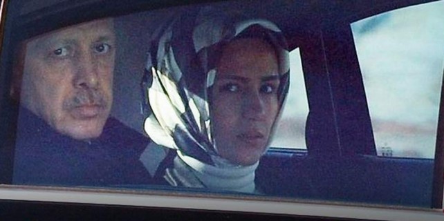 Sümeyye istemedi ama...