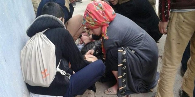 Bursa'da kız yüzünden lise önünde dehşet