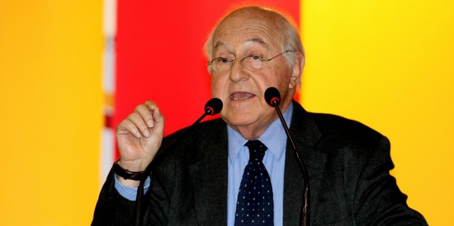 Galatasaray Başkanı Yarsuvat hastaneye kaldırıldı