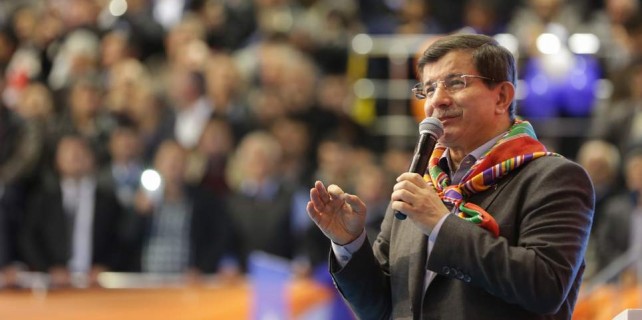 Başbakandan muhalefete çağrı: Gelin yarın birlikte değiştirelim