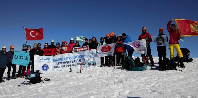 Kadına şiddete karşı zirveye tırmandılar