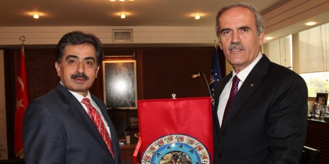 Ahmet Gedik geldi gitti...