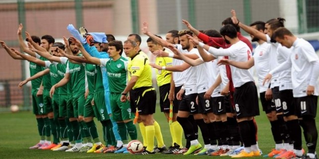 Şenol Güneş yakın takipte