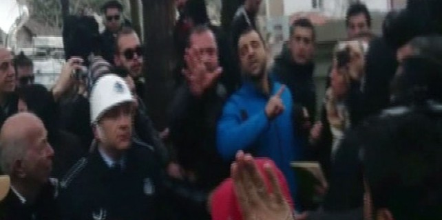 Erol Büyükburç'un cenazesinde şok protesto