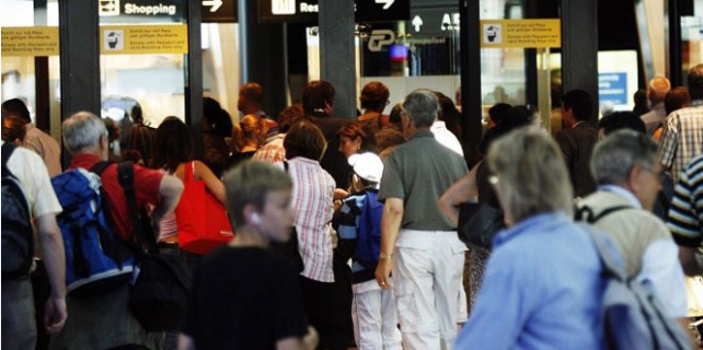 Terör alarmı, 800 bin yolcu...