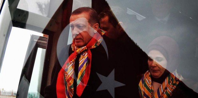 Erdoğan'a Demba Ba vari yeni beste