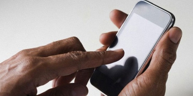 Sahte komisere 7 bin lirayı kaptırdı