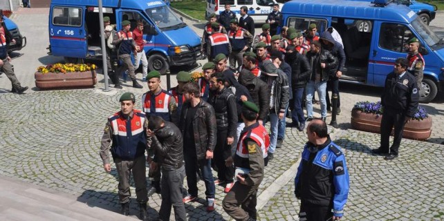Bursa'da kanlı asker uğurlamasına 16 gözaltı