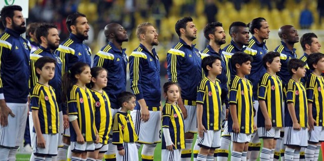 Fenerbahçe kafilesinde sürpriz