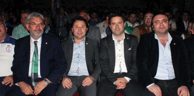 Bursaspor başkan adayları futbol için buluştu