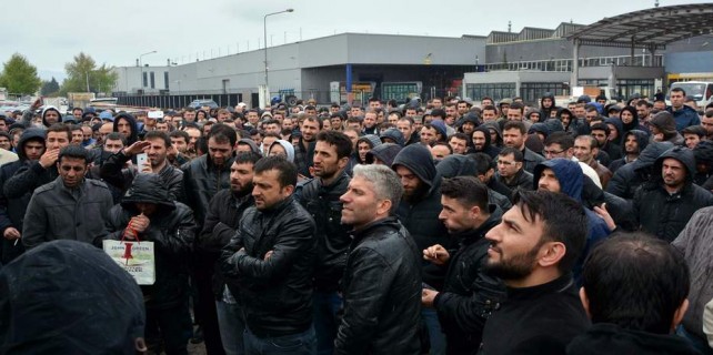 Bursa'da otomotiv işçilerinin sendika tartışması büyüyor