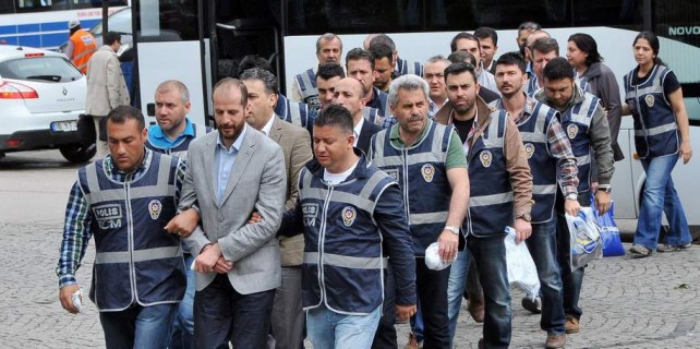 Bursa'da SGK operasyonunda 3 tutuklama