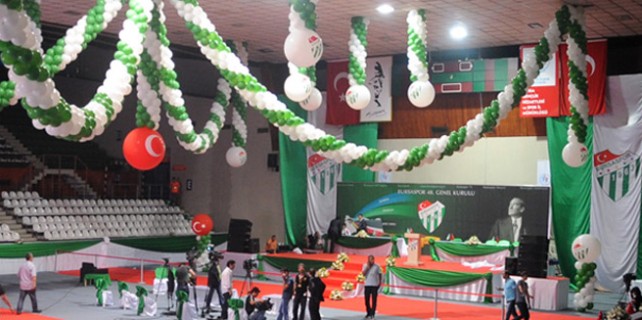 Bursaspor'da kader günü! Başkanlık koltuğuna kim oturacak?