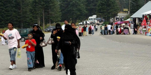 Uludağ'da her gün 3 bin Arap turist
