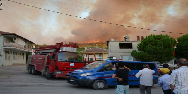 Bakan Müezzinoğlu açıkladı:  "40 ev tedbir amaçlı boşaltıldı"