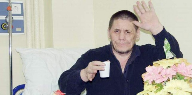 47 yıldır hastanede kalan 20 başhekim eskiten adam hastanede öldü