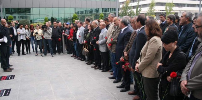 Ankara'daki terör kurbanları Bursa'da anıldı...