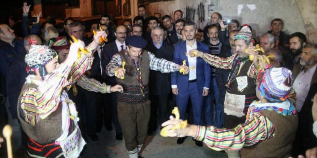 Bursa'da seçimin galibi onlar...Bakın nasıl kutladılar