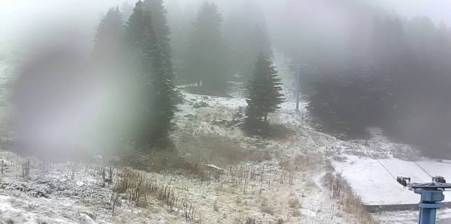 Uludağ'a yılın ilk karı yağdı