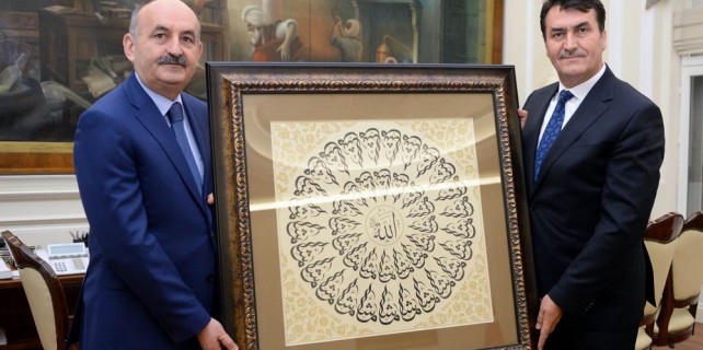 Dündar'dan Müezzinoğlu'na 41 kere Maşallah