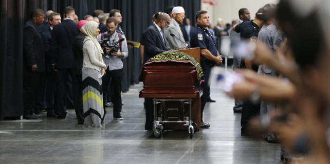 Muhammed Ali'nin cenaze namazı kılındı