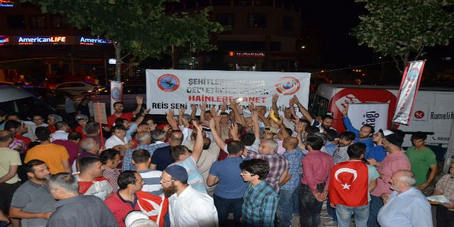 Bursa'da demokrasi şehitleri için mevlit okutuldu