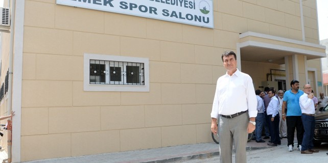 Emek Spor Salonu yenilendi