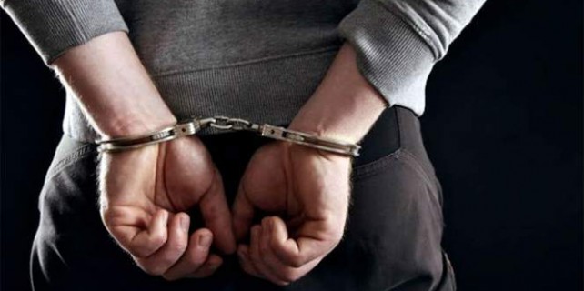 Bursa'da 10 hakim ve savcı tutuklandı