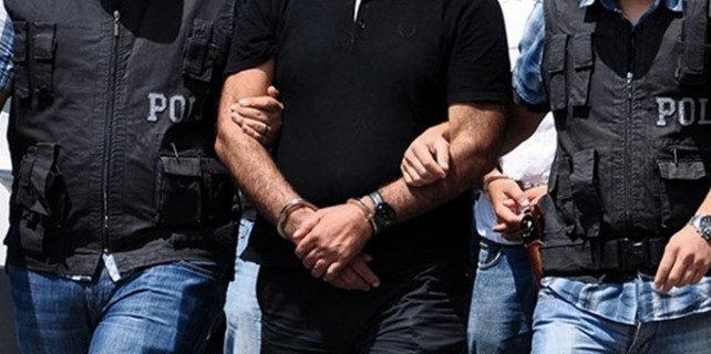 Bursa'da FETÖ operasyonu 5 tutuklama