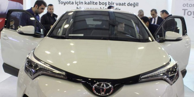 Bursa'da yok satan otomobiller