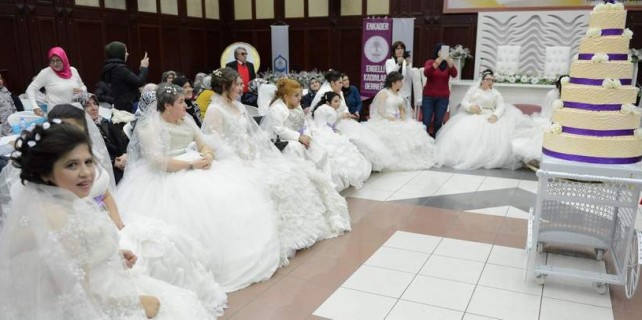 Engelliler gelin oldu