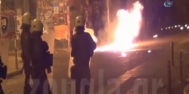 Atina sokakları karıştı