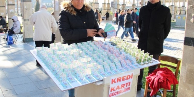 Sigara dumanıyla 9 bin liralık hırsızlık