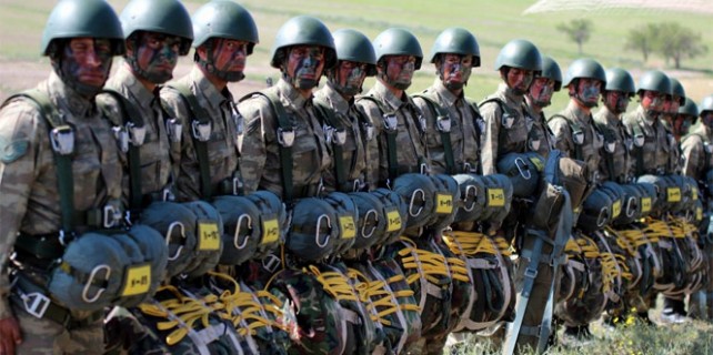 Türkiye'nin ilk komanda tugayı