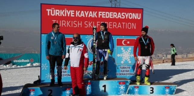 Büyükşehir sporcularından bir madalya daha...