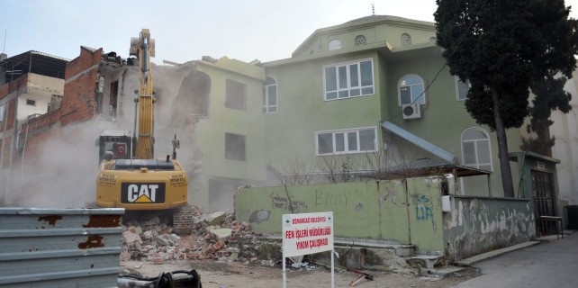 Bahar Mahallesi Yeni Meydanına Kavuşuyor