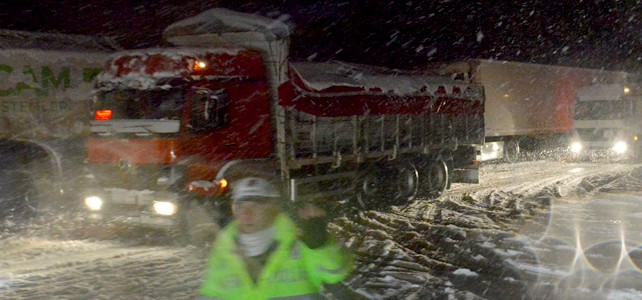 Bursa - Ankara Yolu trafiğe kapandı