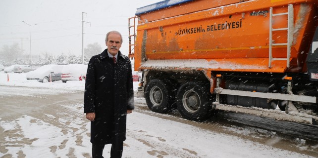 Büyükşehir yolda kalanları unutmadı