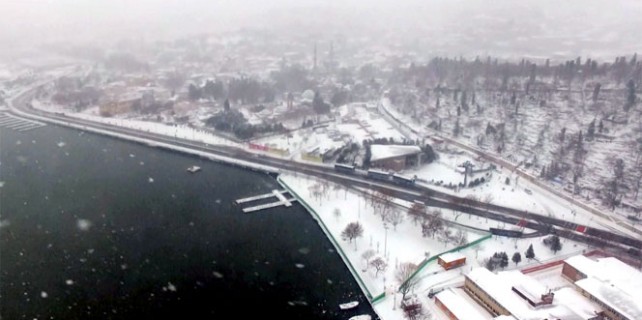 İstanbul'da kar kalınlığı 110 cm
