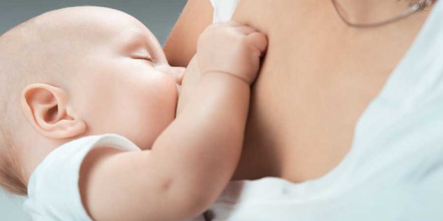 Göğüs estetiğinin emzirmeye zararı yok