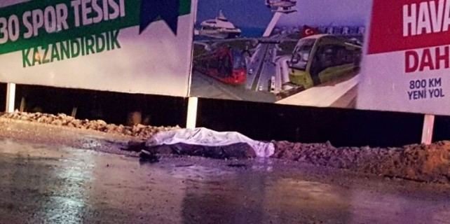 Bursa'da otobüs durağında acı kaza...